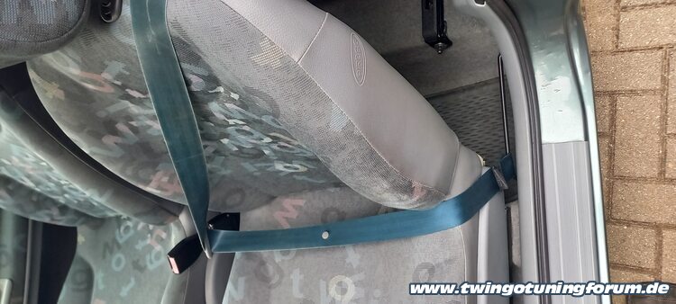 [Bild: twingo-26081109-rTs.jpg]