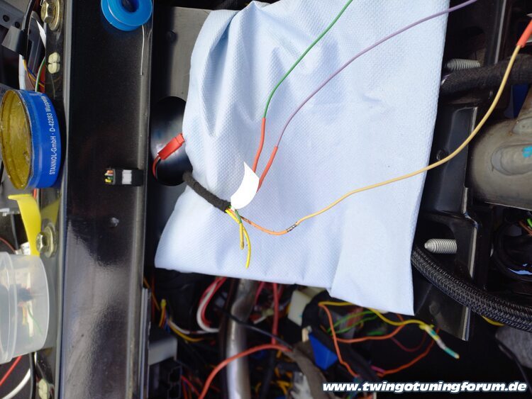 [Bild: twingo-26201151-1Vm.jpg]