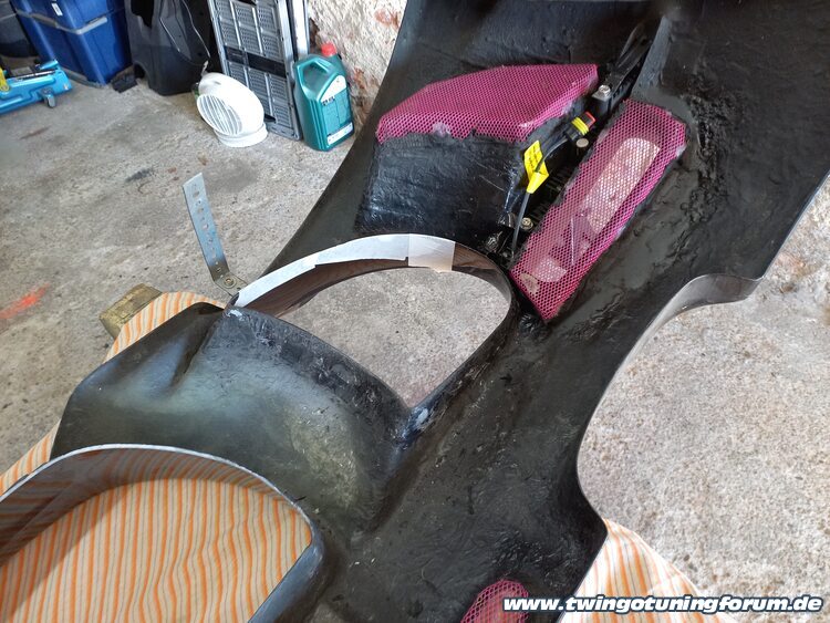 [Bild: twingo-26201324-Uqv.jpg]