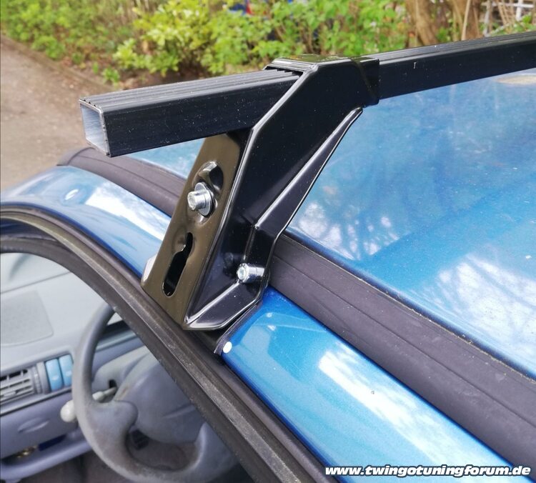 [Bild: twingo-28074557-Qji.jpg]