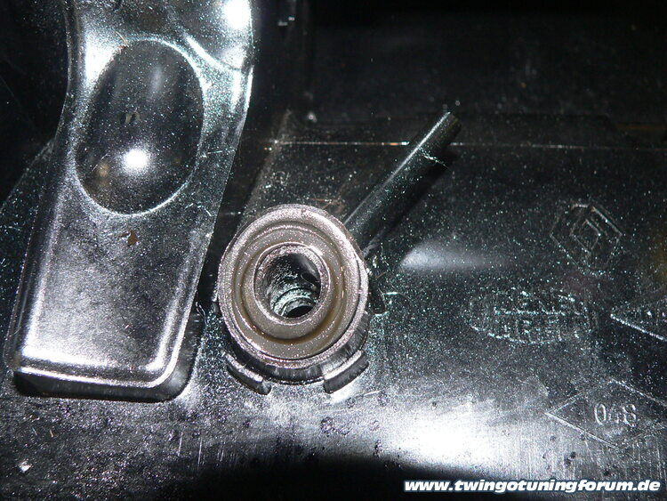 [Bild: twingo-06111941-ylf.jpg]