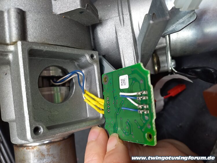 [Bild: twingo-21174805-mQE.jpg]