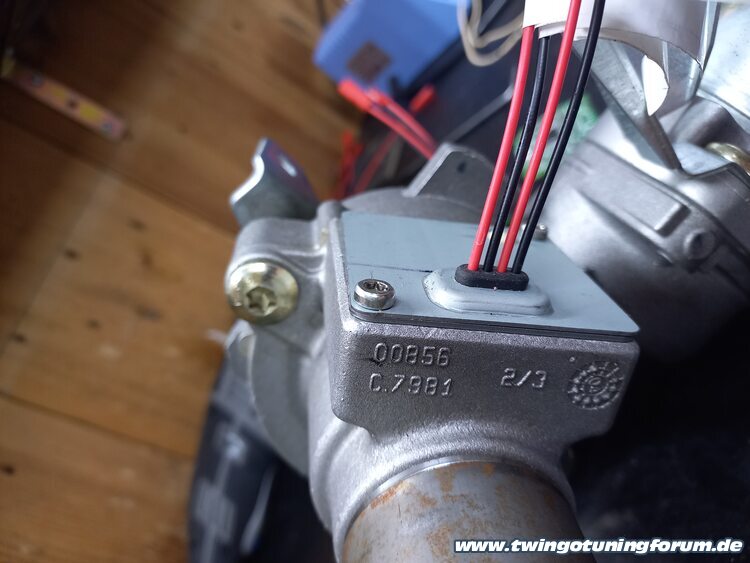 [Bild: twingo-21174830-8Hs.jpg]