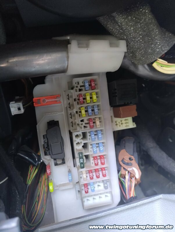 [Bild: twingo-21233609-TW3.jpg]