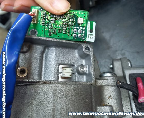 [Bild: twingo-25103217-H1u.jpg]