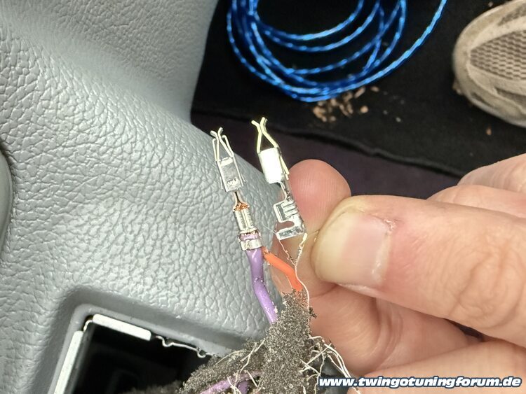 [Bild: twingo-08151705-Y6j.jpg]