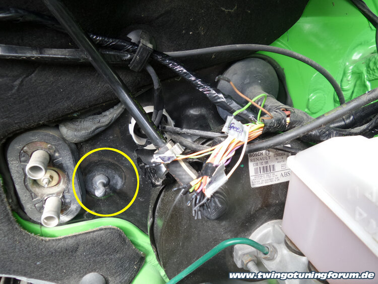 [Bild: twingo-08184938-hda.jpg]