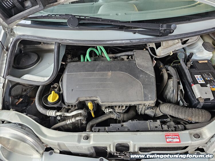 [Bild: twingo-16104016-p4X.jpg]