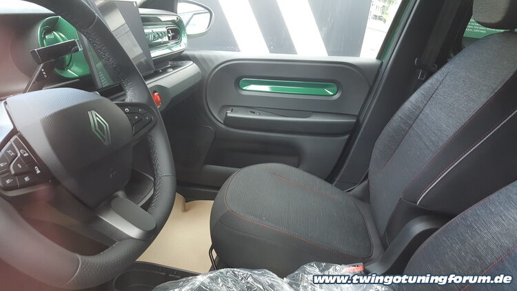 [Bild: twingo-20060622-hcw.jpg]