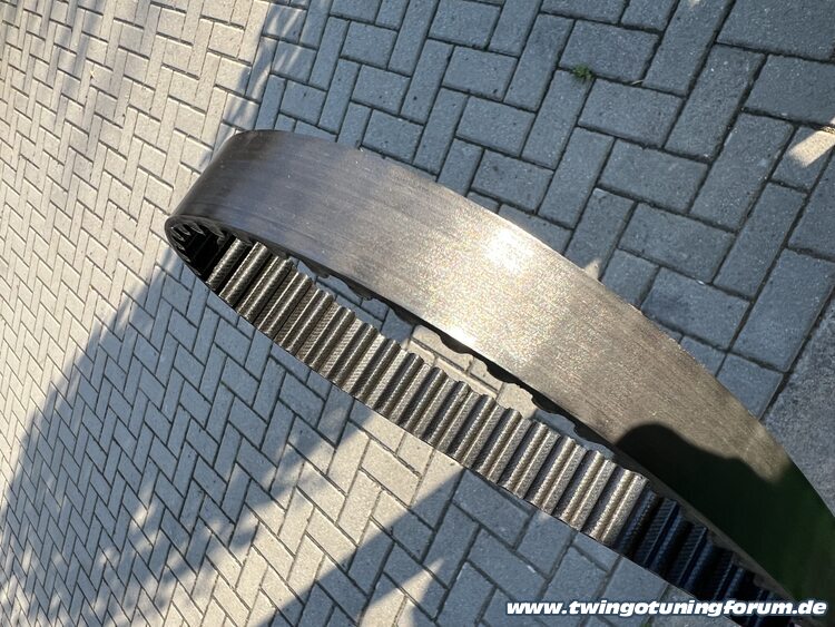 [Bild: twingo-23063251-3hp.jpg]