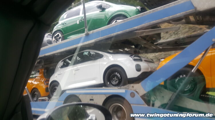 [Bild: twingo-06185948-hbQ.jpg]