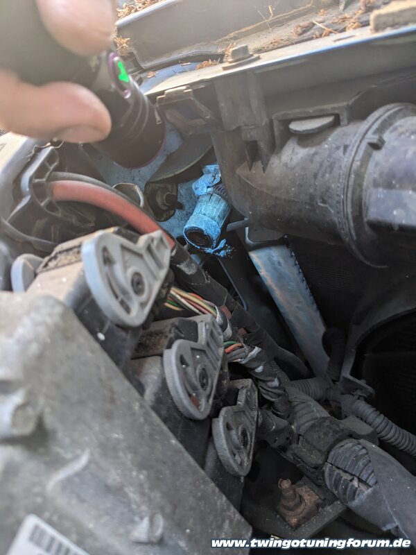 [Bild: twingo-13200023-bWj.jpg]