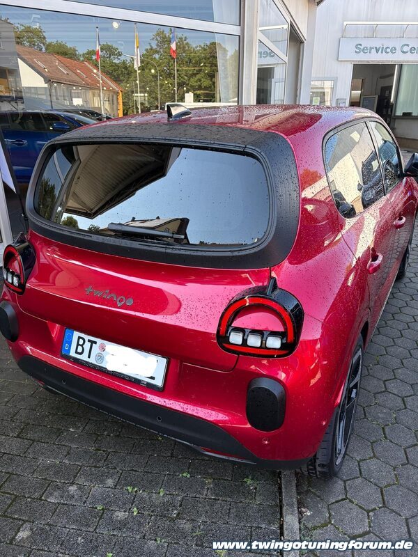 [Bild: twingo-25091811-oXh.jpg]