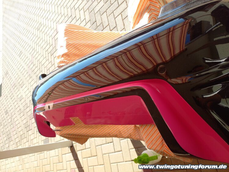 [Bild: twingo-14204308-nYB.jpg]