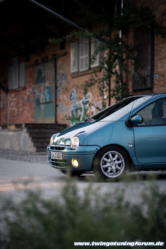 [Bild: twingo-16162117-It5.jpg]