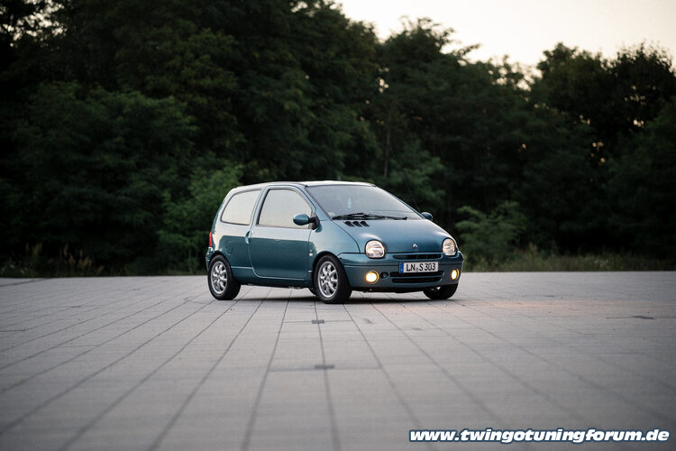 [Bild: twingo-16162240-SdK.jpg]