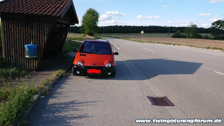 [Bild: twingo-24081209-PsV.jpg]