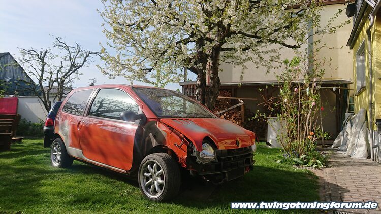 [Bild: twingo-24084101-j5i.jpg]