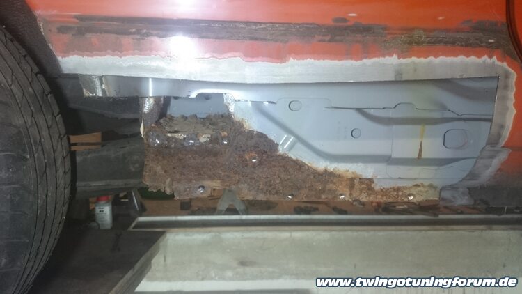 [Bild: twingo-25061931-2sz.jpg]