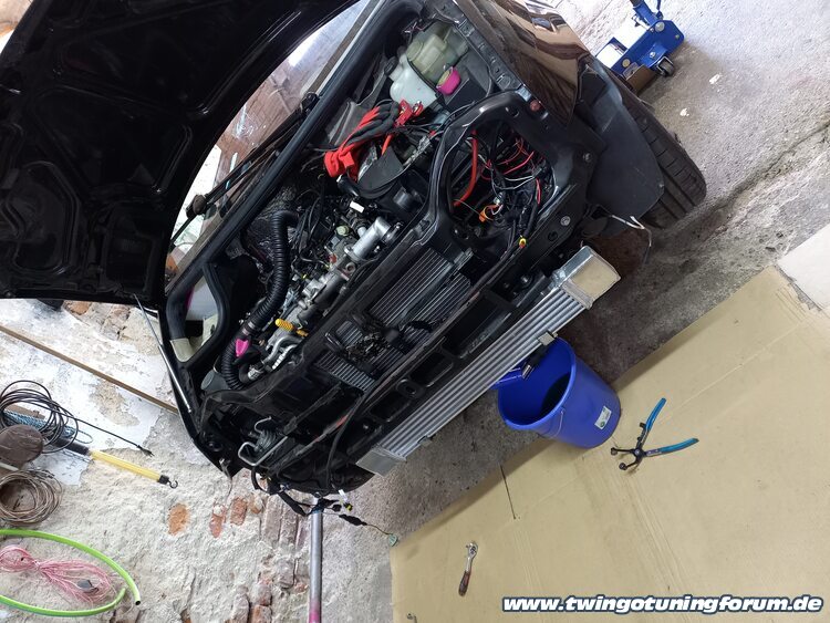 [Bild: twingo-29204012-ax6.jpg]