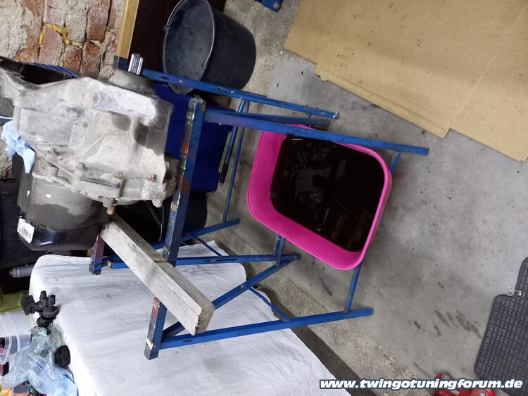 [Bild: twingo-29204040-HXM.jpg]
