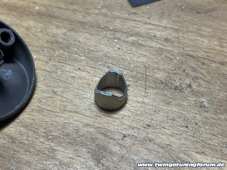 [Bild: twingo-01123433-zuT.jpg]