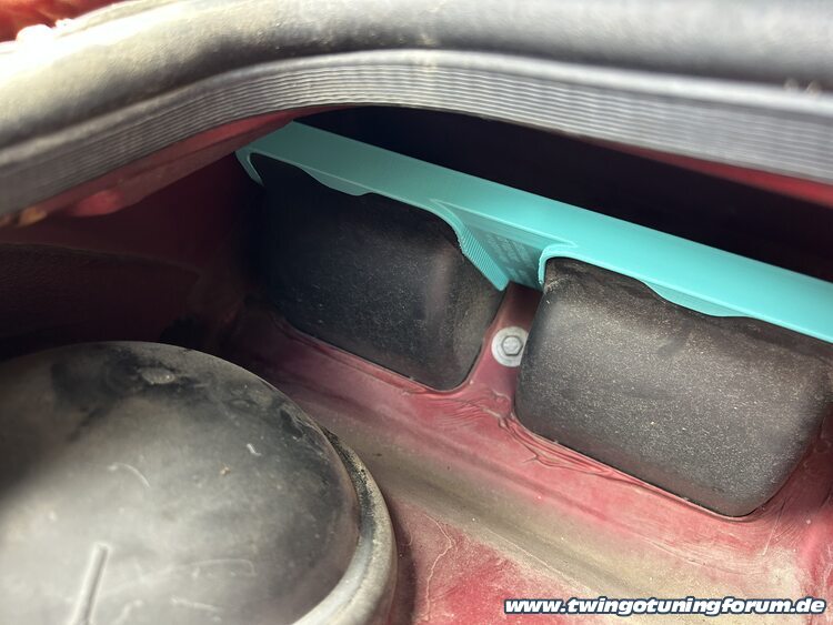 [Bild: twingo-03103300-4eN.jpg]