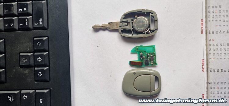 [Bild: twingo-17154946-nPU.jpg]