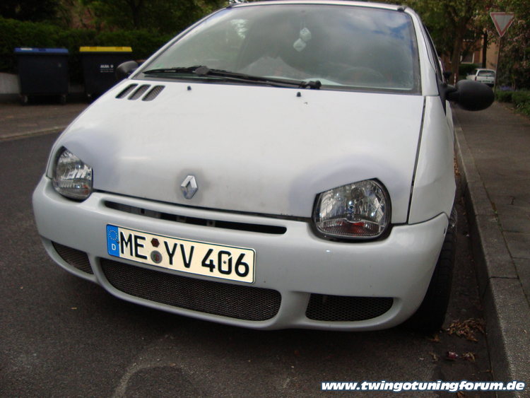 [Bild: twingo-09262144655-kV.jpg]