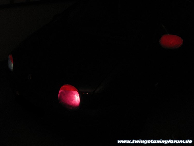 [Bild: twingo-09292115551-QCZ.jpg]