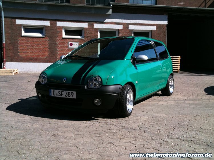 [Bild: twingo-10185145938-uzd.jpg]