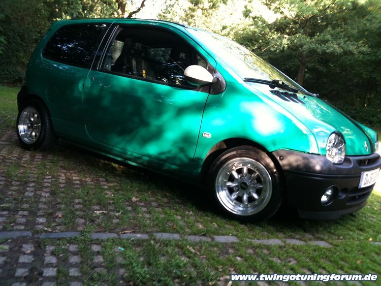 [Bild: twingo-10236213519-kEI.jpg]