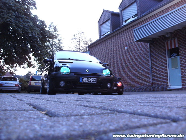 [Bild: twingo-10242224145-pzT.jpg]