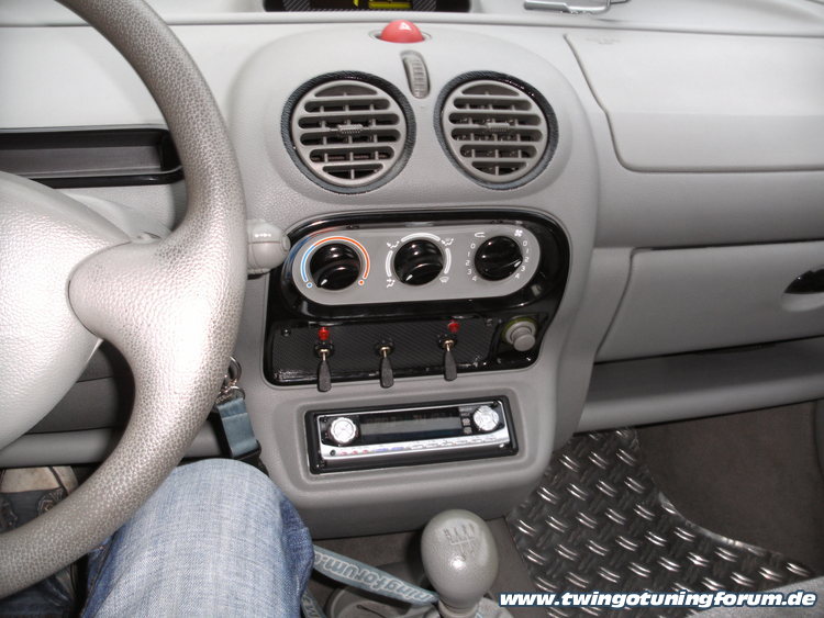 [Bild: twingo-10246225715-olK.jpg]