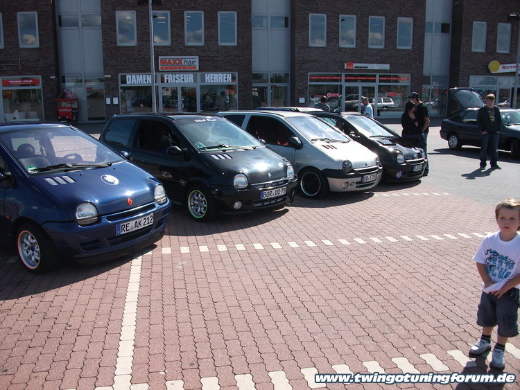 [Bild: twingo-10249155049-UdJ.jpg]
