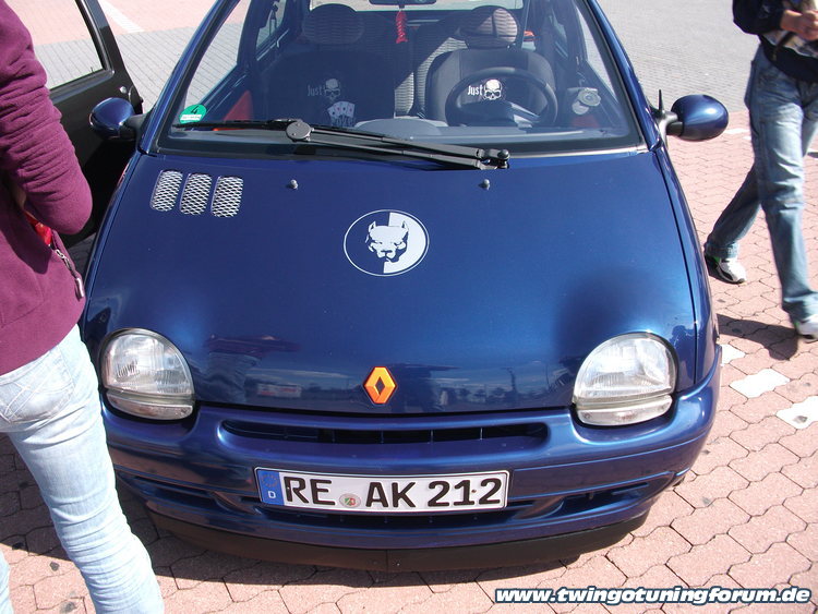 [Bild: twingo-10249161318-e8i.jpg]
