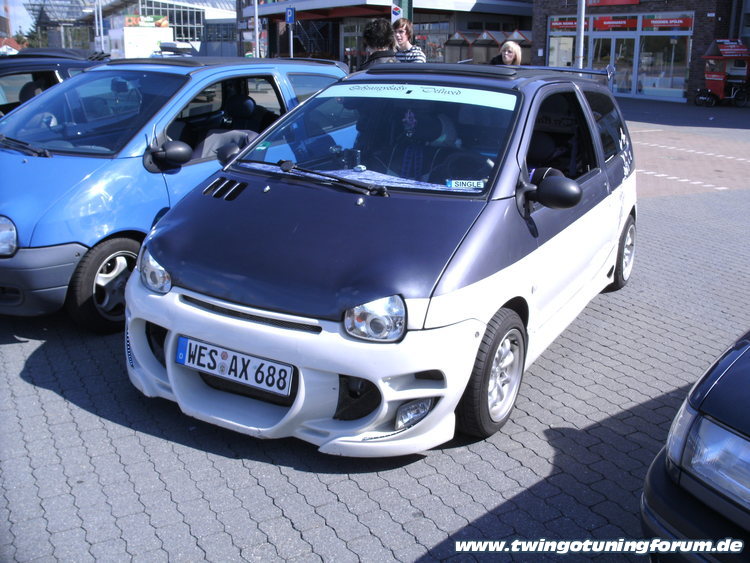 [Bild: twingo-10249223237-eOg.jpg]