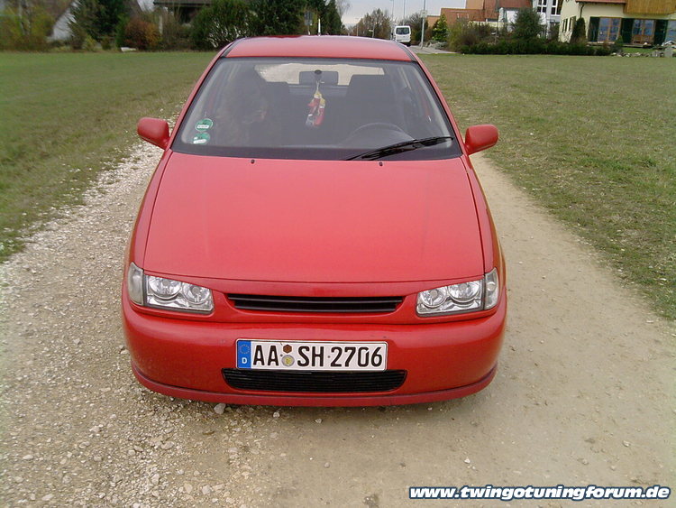 [Bild: twingo-10299140756-Auc.jpg]