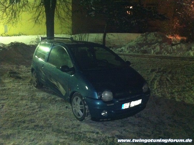 [Bild: twingo-10353084825-bzn.jpg]