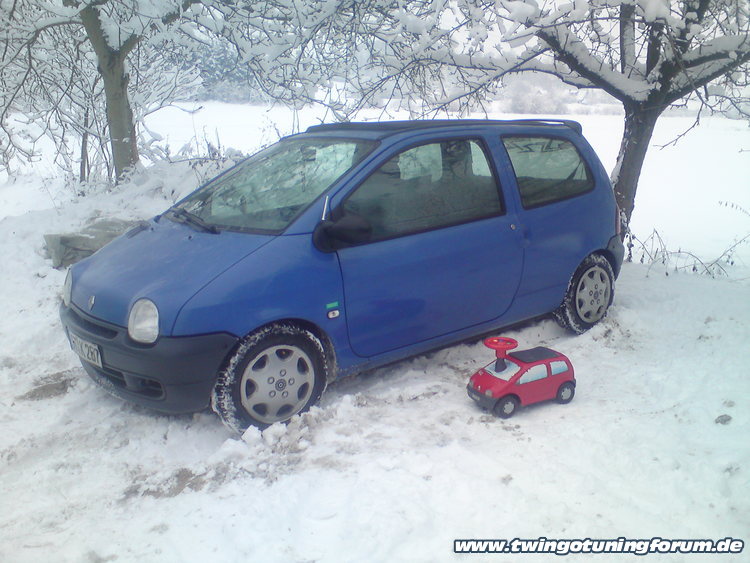 [Bild: twingo-10356154220-2dS.jpg]