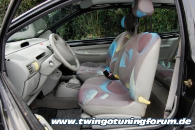 [Bild: twingo-10361220824-UBb.jpg]