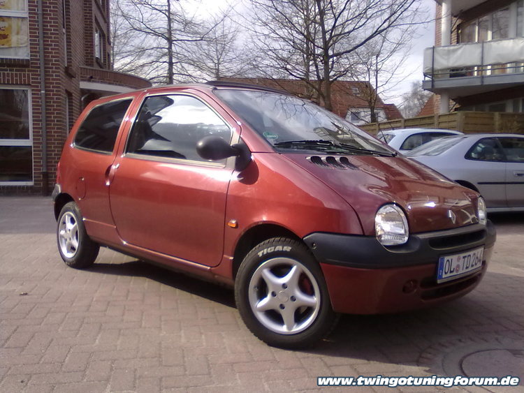 [Bild: twingo-11019181839-RmU.jpg]