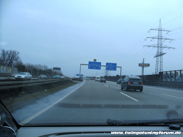 [Bild: twingo-11043233644-6s7.jpg]