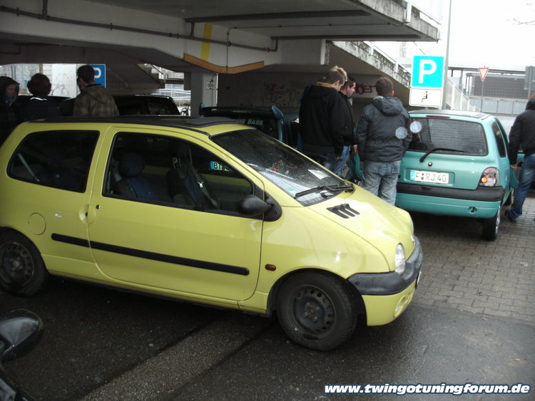 [Bild: twingo-11043234300-txC.jpg]