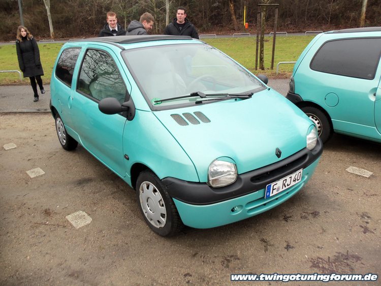 [Bild: twingo-11044110623-Jix.jpg]