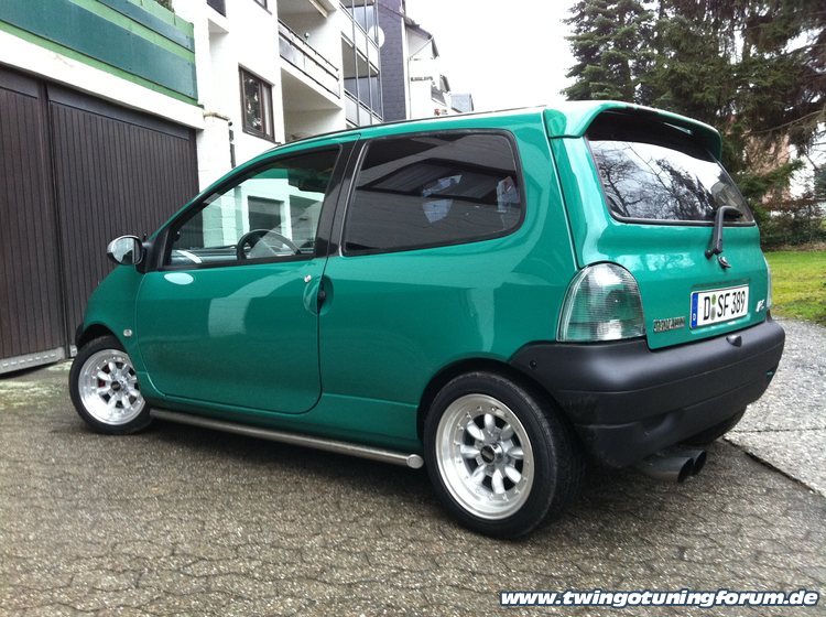 [Bild: twingo-11046111925-ITS.jpg]