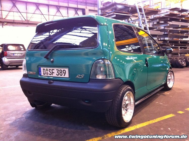 [Bild: twingo-11046112113-VLM.jpg]